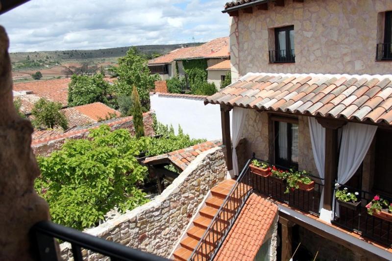 La Casona De Lucia Guest House Siguenza Exterior photo